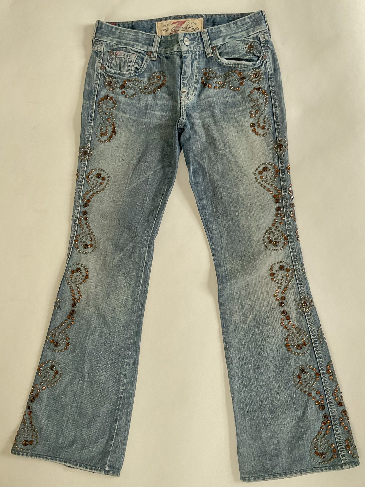 Vintage y2k Broen Bedazzled Jeans